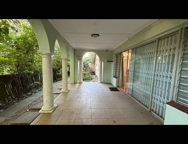 3 BEDROOM SECTIONAL TITLE TO LET IN MUSGRAVE